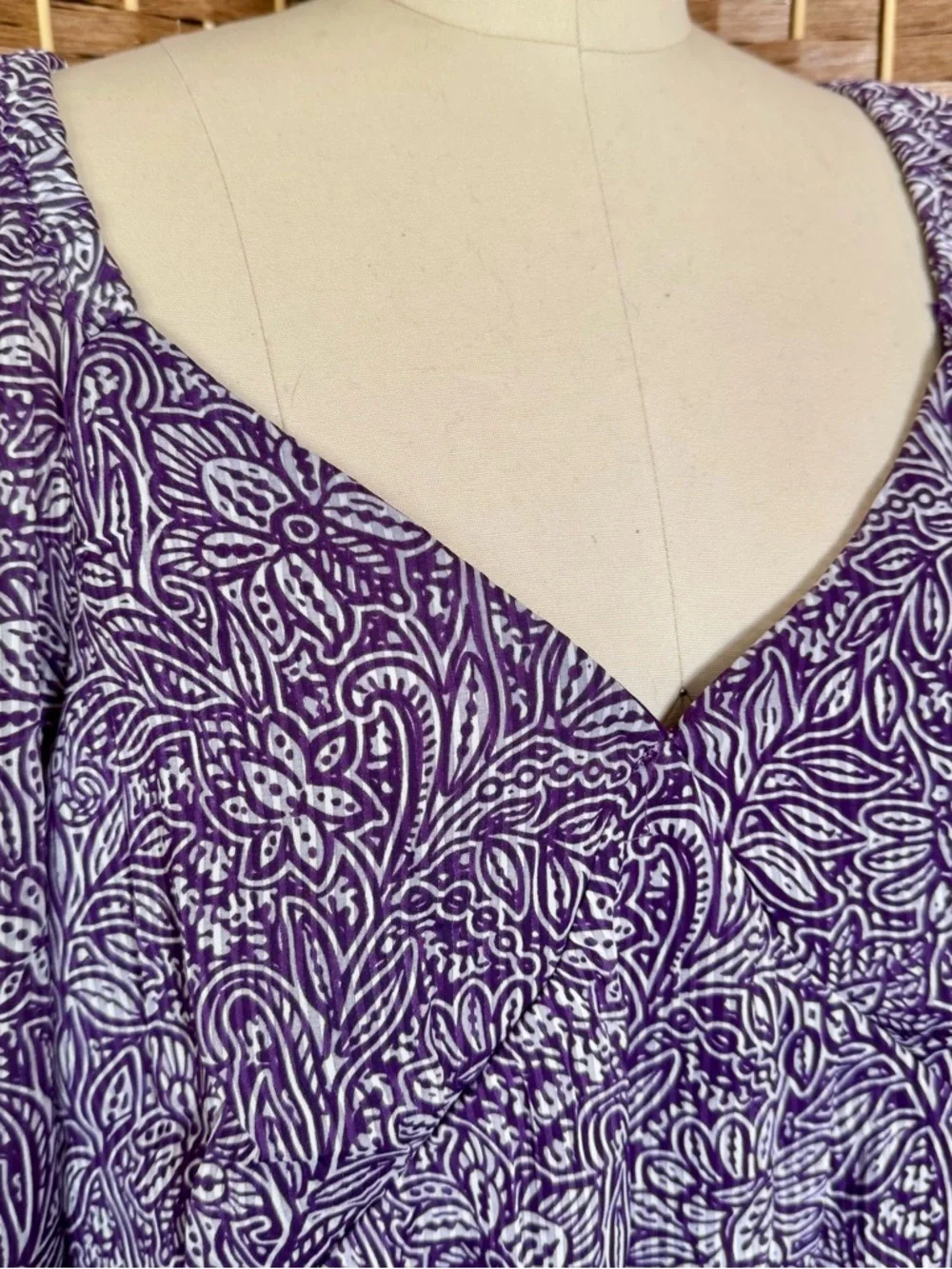 NWOT purple & white LOFT babydoll top M - Picture 2 of 12